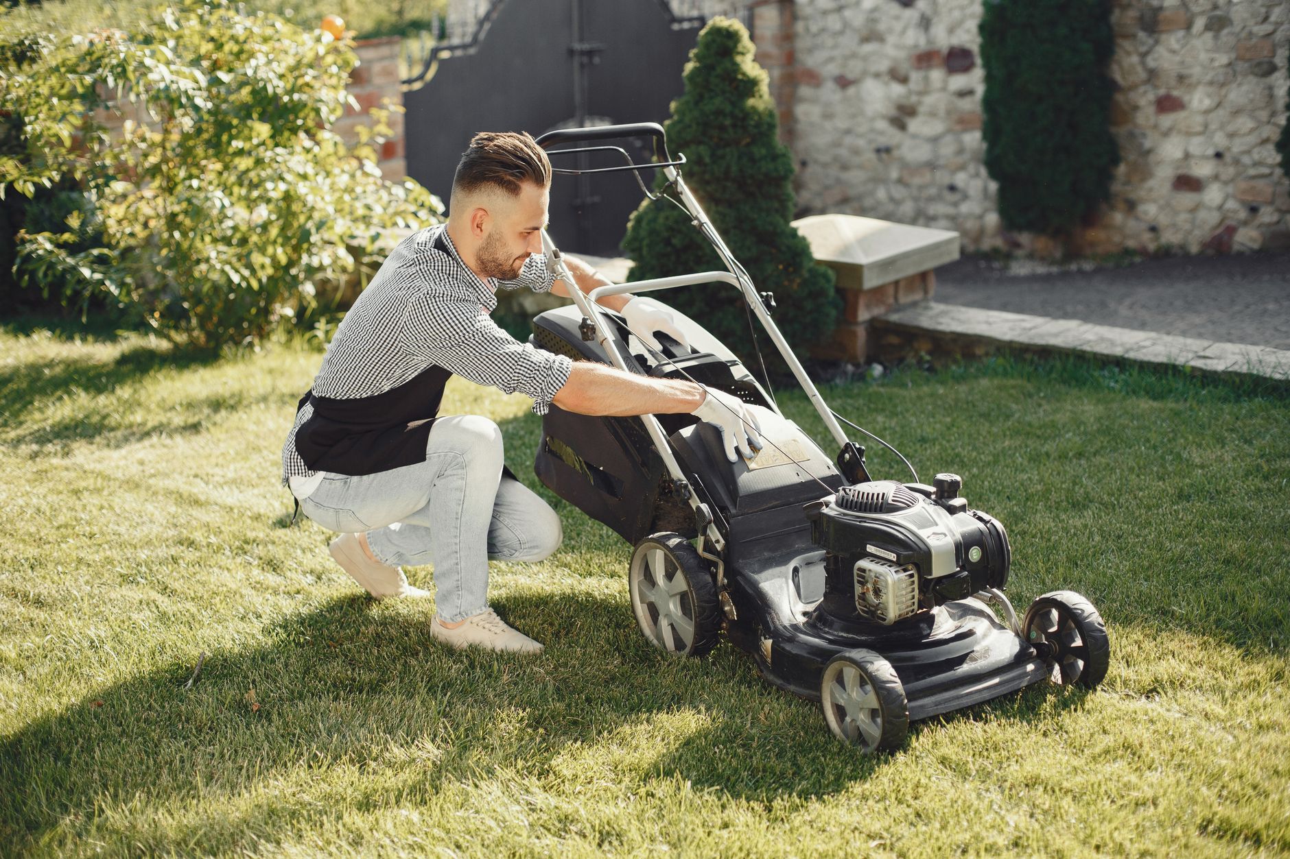 Illustration for: Are Wire Free Robot Lawn Mowers Reliable? What You Need to Know