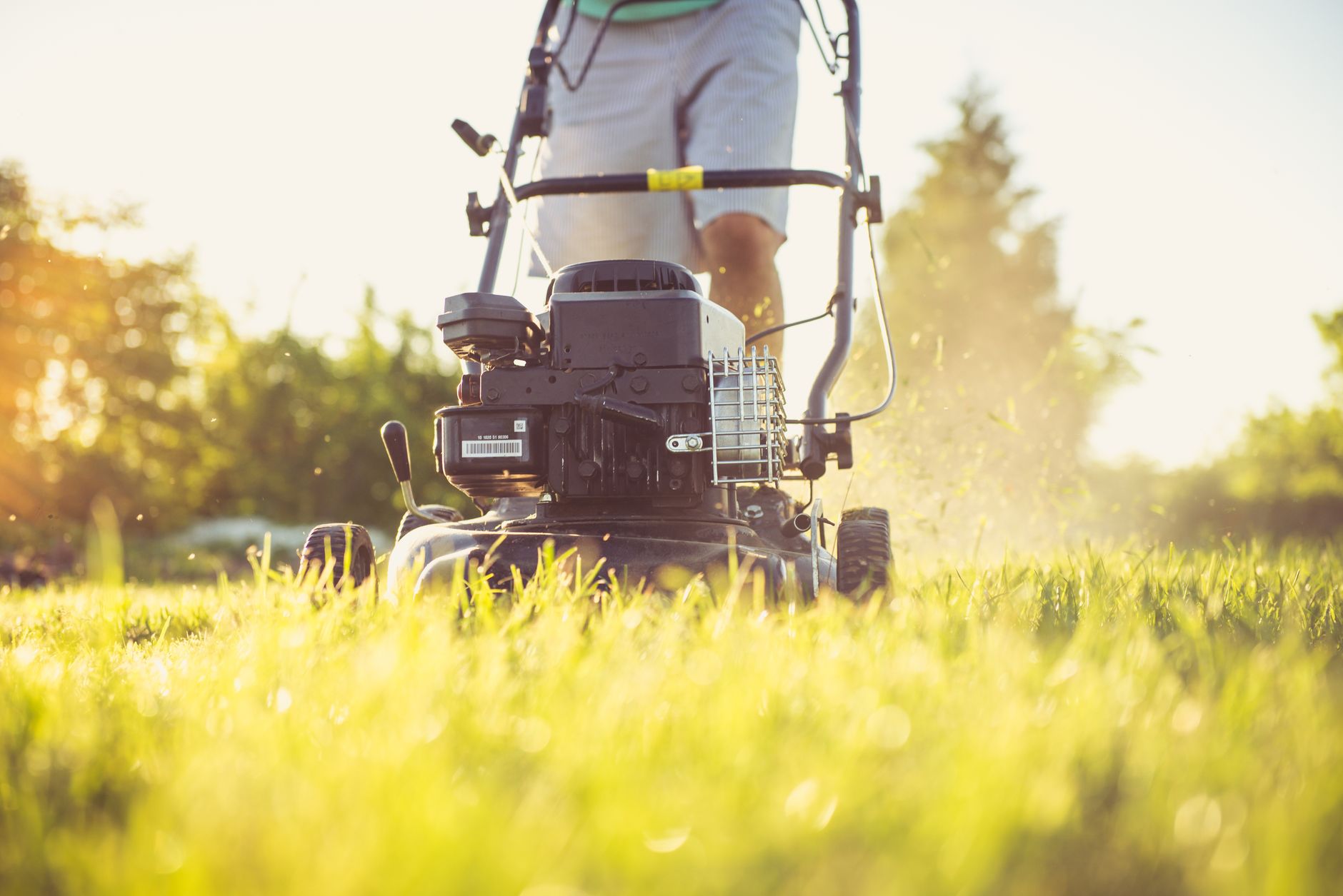How Does GPS Robot Lawn Mower Work 1 Illustration for: How Does GPS Robot Lawn Mower Work
