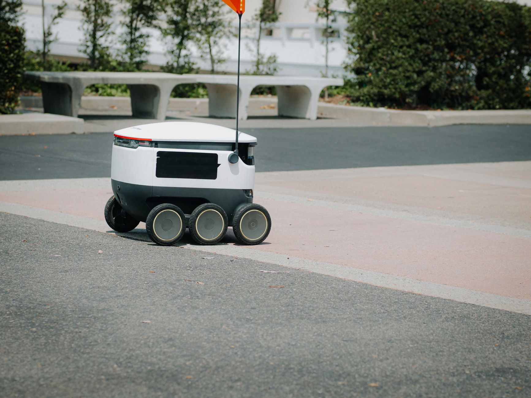 What Really Affects RTK Robot Mower Accuracy
